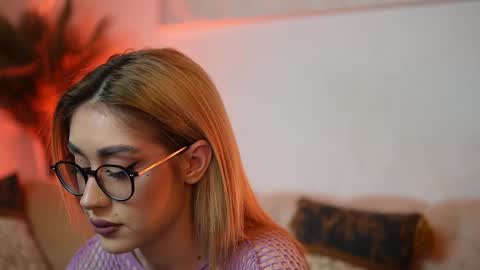  Aileen  online show from February 13, 9:18 pm