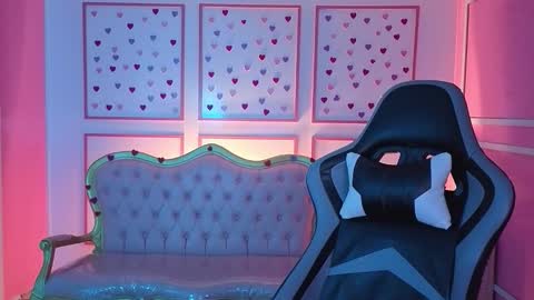 ailen online show from October 8, 2:51 am