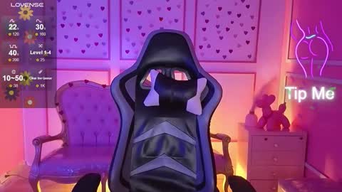 ailen online show from October 3, 3:15 am