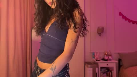 Aime  online show from March 2, 5:41 am