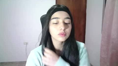 Snapshot of aineangeel chatting on September 10, 1:17 am AINE online show from September 10, 1:17 am