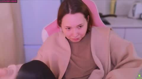 airyhill online show from April 17, 11:45 am