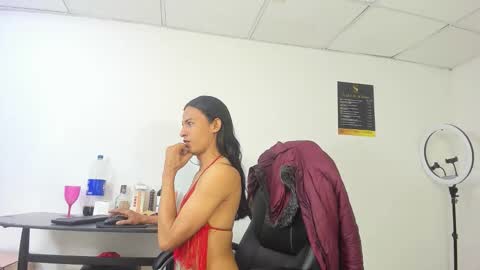 aisha_hotts777 online show from September 29, 12:53 am