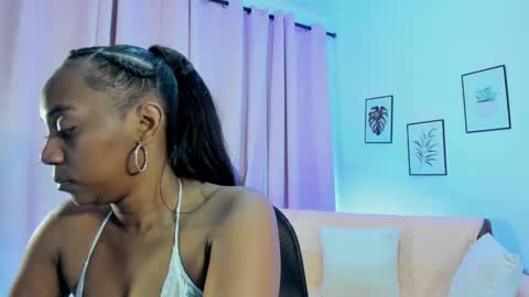 Aisha online show from October 6, 12:34 pm