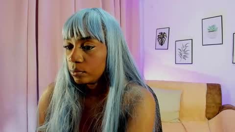 Aisha online show from October 11, 4:21 pm