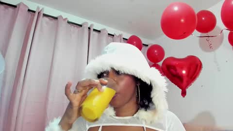 Aisha online show from February 18, 3:31 pm
