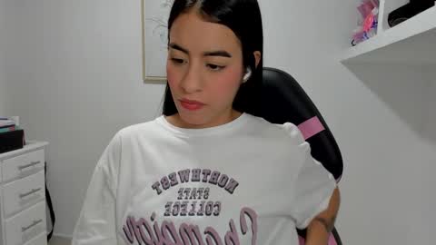 VALENTINA  independent online show from September 22, 6:39 am