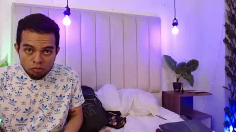 aji_golds online show from June 10, 8:08 pm