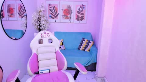 Snapshot of akaza_hakuji_ chatting on February 3, 6:39 pm Azaka  online show from February 3, 6:39 pm