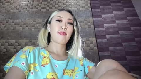 Akemi online show from March 11, 10:46 pm