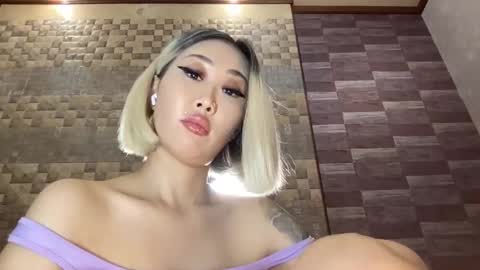 Akemi online show from September 29, 10:09 pm