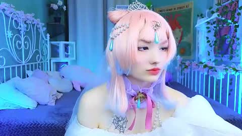 Akemi online show from February 21, 3:54 pm