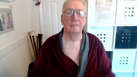 akiltedman online show from July 12, 12:19 pm