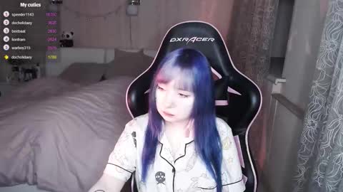 akirahartyx online show from February 20, 3:58 pm