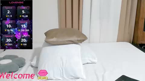 akishaa online show from October 6, 3:30 pm