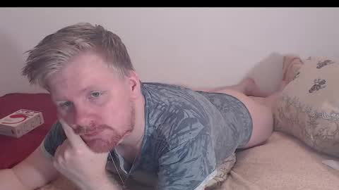 aktavian_w online show from September 29, 5:12 pm