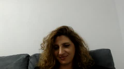 akyragrace online show from June 17, 8:47 pm