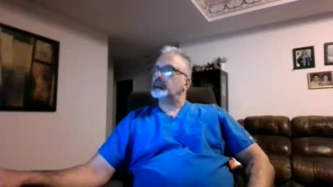 aladdin31673 online show from May 27, 2:19 am