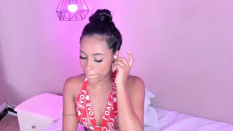 Alahia  online show from March 4, 6:18 pm