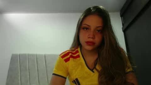 alaina_blessed online show from July 3, 6:01 pm