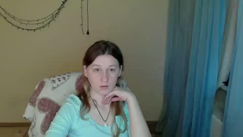 Anna online show from April 25, 1:41 pm