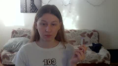 Anna online show from January 8, 8:42 am