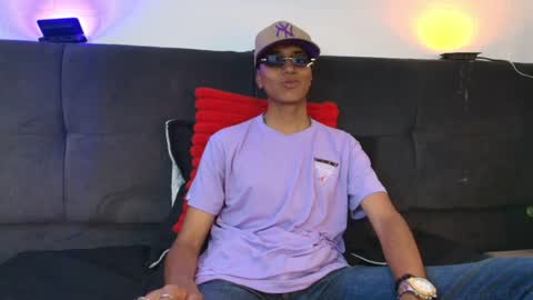 alan_colthon online show from May 30, 5:06 am