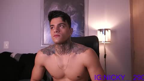 alan_morrys online show from March 18, 12:05 am