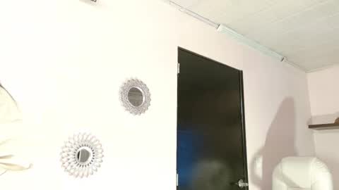 Maeve  online show from October 5, 11:07 am