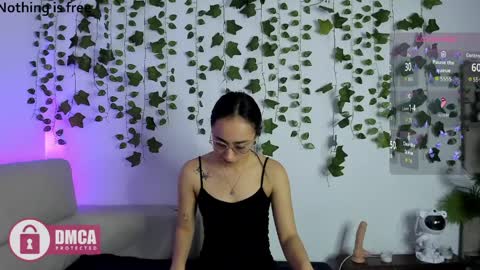 alana_pherson online show from April 4, 3:24 am