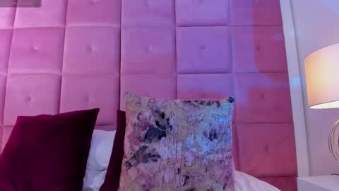 alanah_connors online show from October 19, 5:06 pm