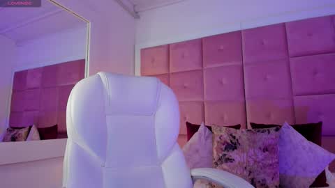 alanah_connors online show from November 6, 3:59 pm