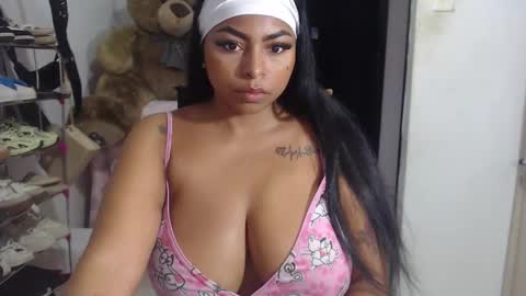 alanajonees online show from October 10, 3:18 pm
