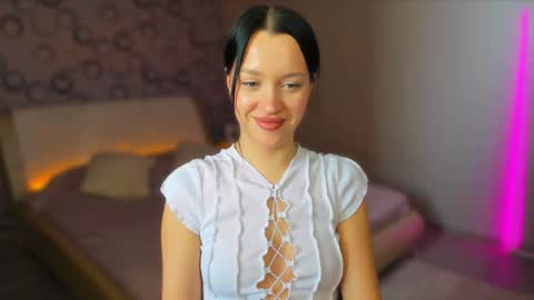 alanamell online show from February 6, 8:18 am