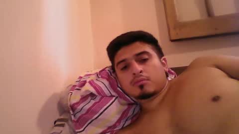 Snapshot of alanargenttt25 chatting on February 7, 5:18 pm alanargenttt25 online show from February 7, 5:18 pm