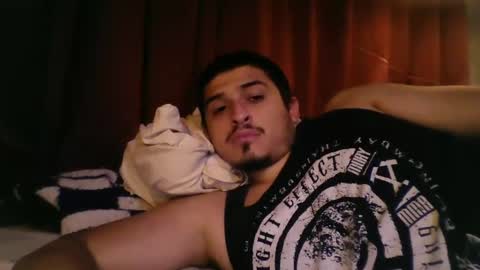 Snapshot of alanargenttt25 chatting on December 15, 6:40 am alanargenttt25 online show from December 15, 6:40 am