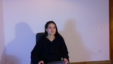 alanis  online show from July 2, 7:02 am