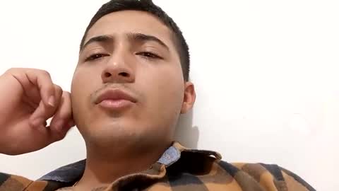 alanj998 online show from March 2, 5:08 am