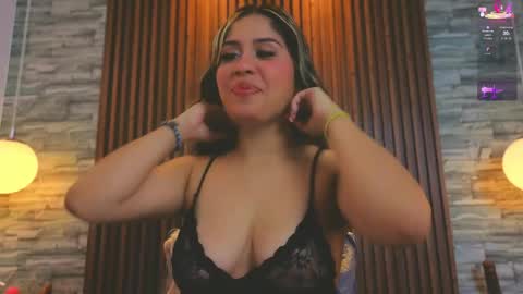 alannavidal online show from May 7, 3:13 am