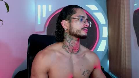 alan online show from December 18, 1:17 pm