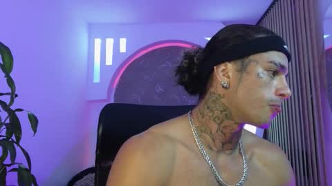 alan online show from October 2, 10:14 am