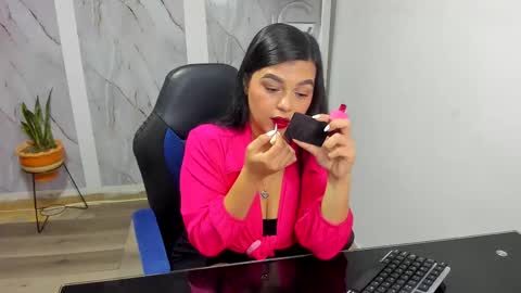 Snapshot of alayasmile chatting on September 30, 2:05 pm Alaya online show from September 30, 2:05 pm