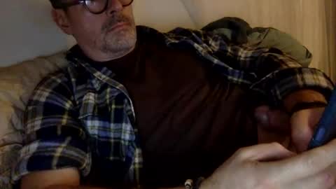 albandant online show from November 5, 8:11 pm