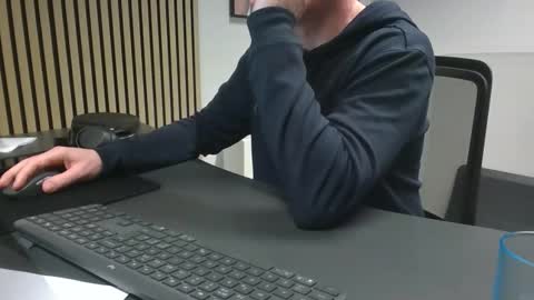 Alex - free private chat online show from December 22, 2:46 pm