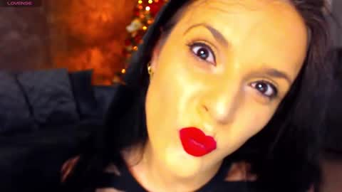 Snapshot of ale_xa55 chatting on December 10, 10:58 pm ale_xa55 online show from December 10, 10:58 pm