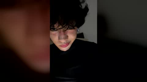 alefemboy8117 online show from July 24, 4:53 am