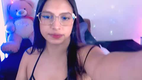 Aleja Harker  online show from September 29, 7:07 am