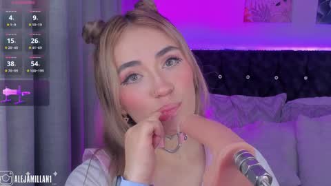 Snapshot of alejamillan1 chatting on February 3, 5:51 am   night GTM -5 online show from February 3, 5:51 am