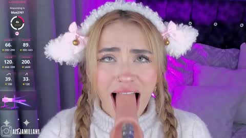 Snapshot of alejamillan1 chatting on February 10, 5:36 am   night GTM -5 online show from February 10, 5:36 am