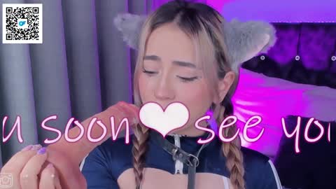 Snapshot of alejamillan1 chatting on January 14, 11:53 am   night GTM -5 online show from January 14, 11:53 am